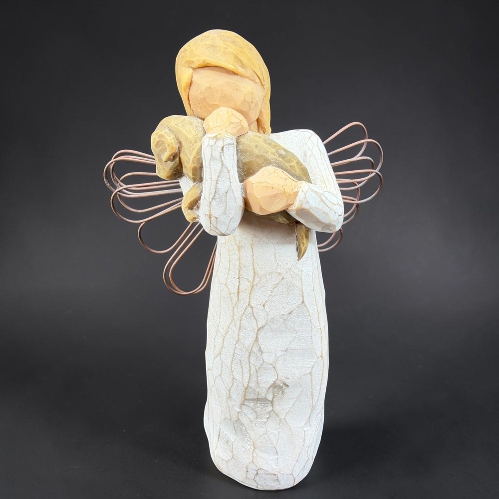 Willow Tree Angel of Friendship Figurine Susan Lordi Demdaco Dog Puppy 5 Inch